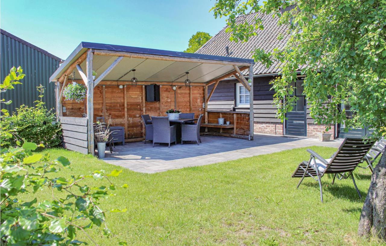 2 Bedroom Awesome Home In Udenhout Exterior foto